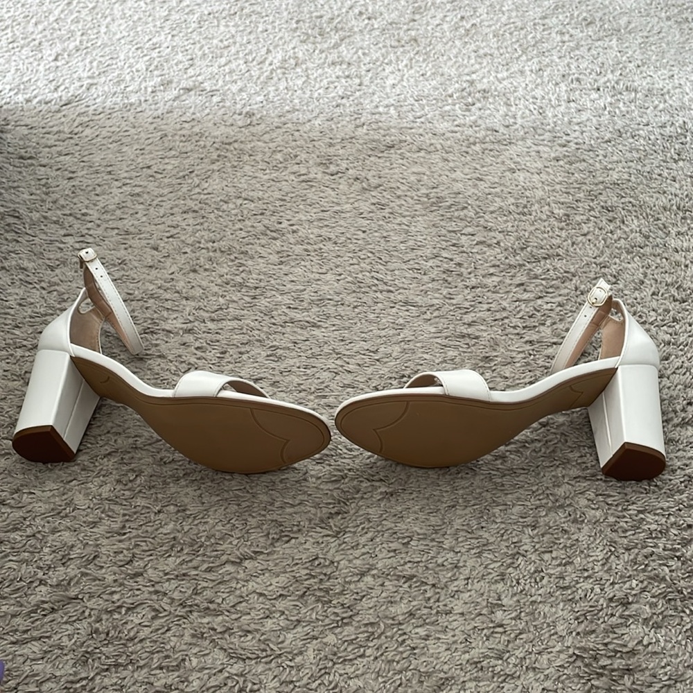 High Heels - Picture 5 of 6